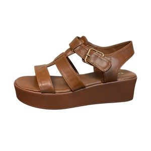 Bamboo Women's Bonus 17S Platform Sandal Brown-New